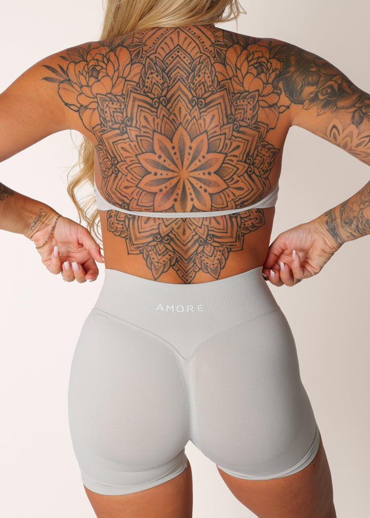 Soléa Sculpt Short Feather Rice